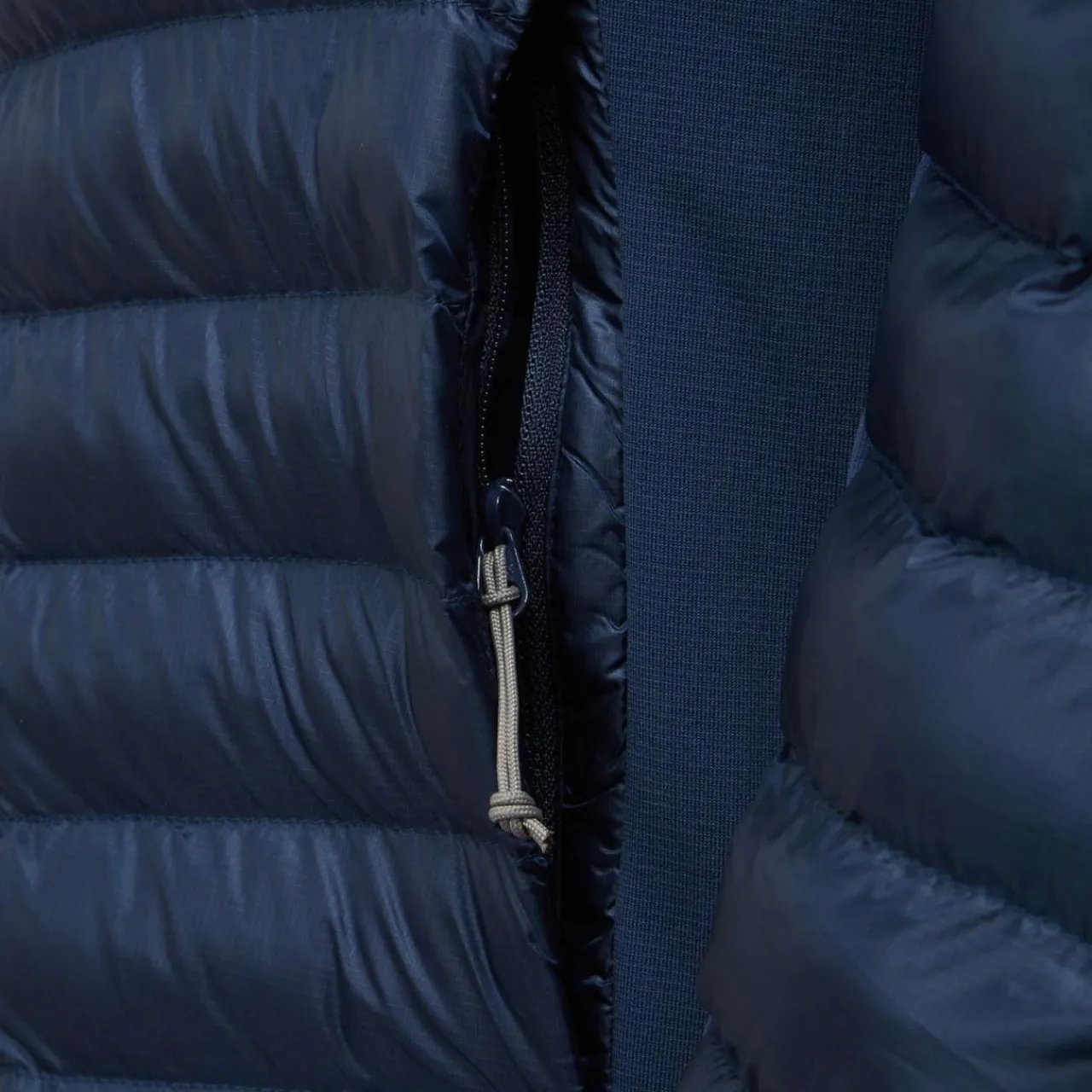 Discount Cirrus Flex Insulated Hoody - Past Season Colours Synthetic Jackets