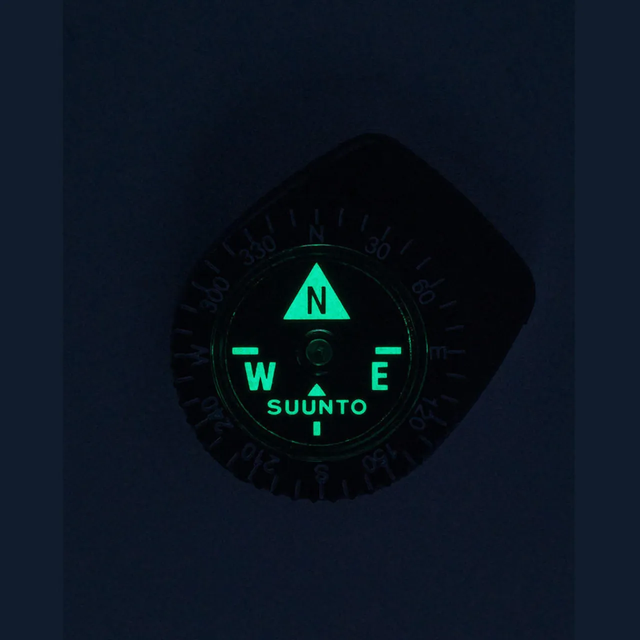 Hot Clipper L/B NH Compass Maps, Guides & Compasses