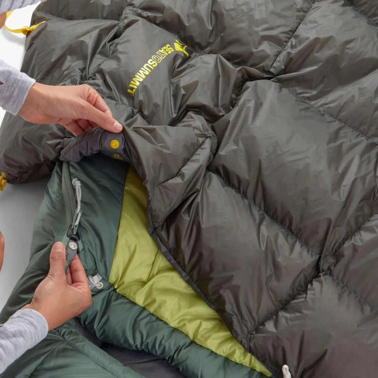 Clearance Ember 7C/45F Down Quilt Quilts