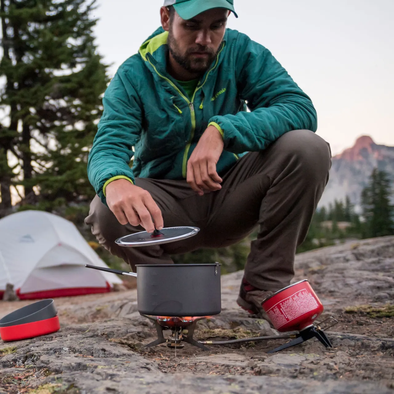 Discount Whisperlite Universal Multifuel Stove with Fuel Bottle Liquid & Multifuel Stoves|Gas Stoves