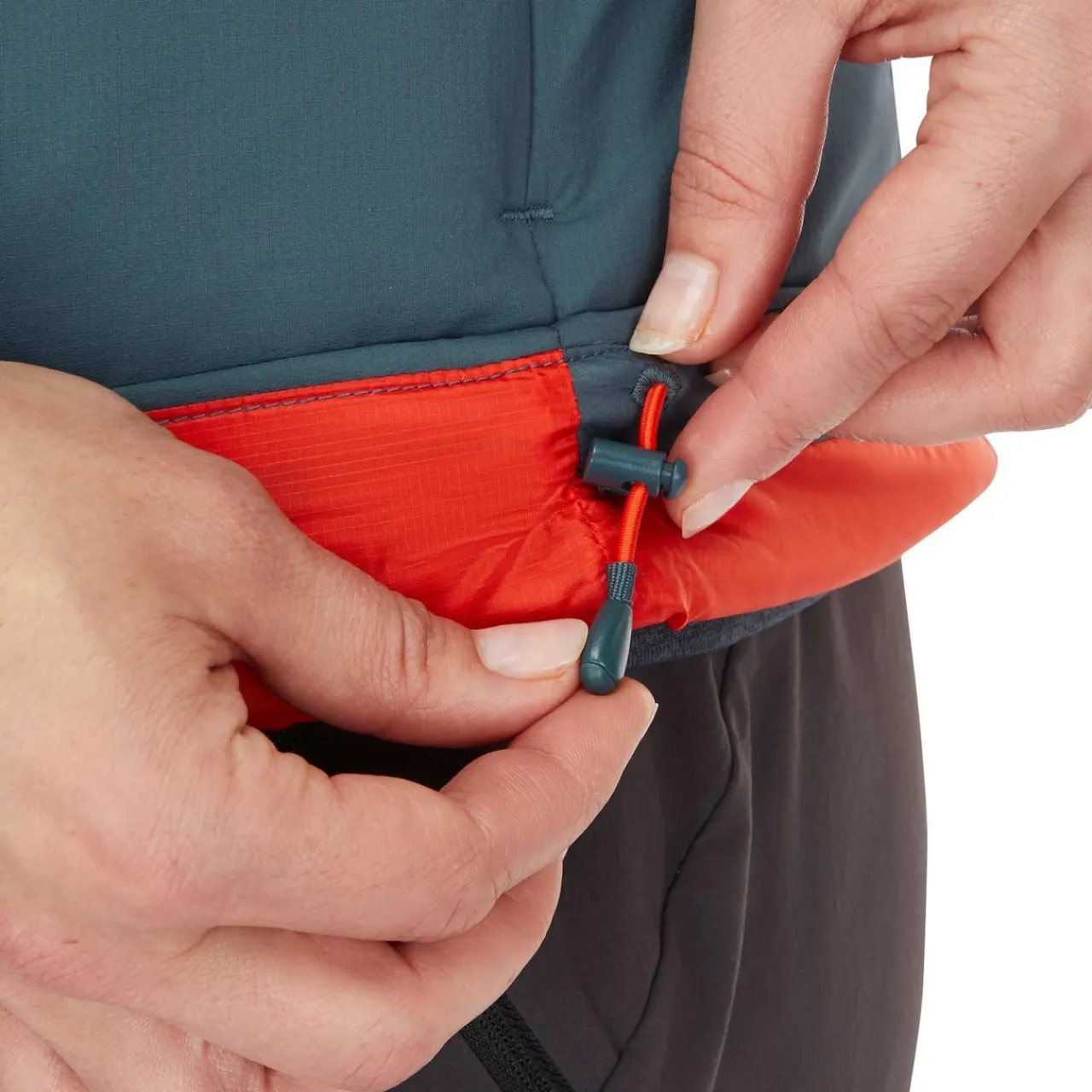 Clearance Womens Xenair Alpine Light Insulated Jacket - Past Season Colours Women Synthetic Jackets